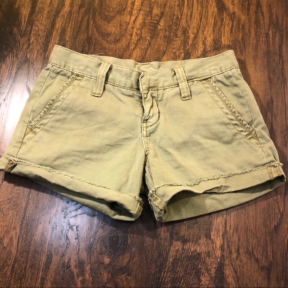 HURLEY Shorts size 00 Olive Green